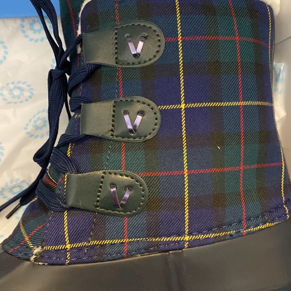 Duck Boots - Picture 4 of 7